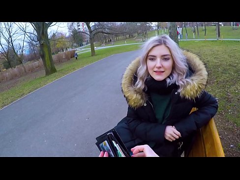 ❤️ Gleypir heitt ásamt ókunnugra fyrir peninga - blástur í garðinum eftir Evu Elfie ☑ Heimabakað klám á klám is.dienlanhbk.top ️❤